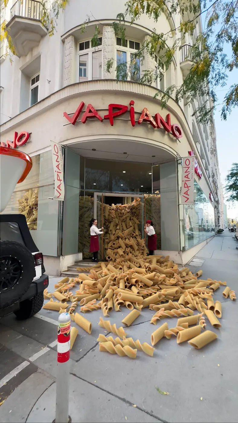 vapiano fooh penne avalanche after cgi action; fake out of home ads